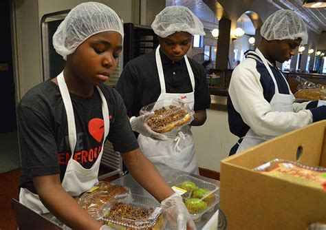 God’s Kitchen programs to remain open .